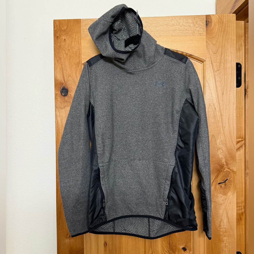Under Armour grey and black hooded sweatshirt